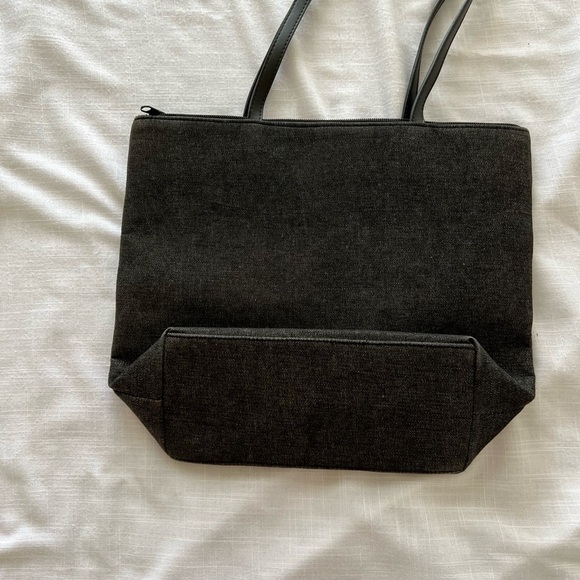 Cappelli Denim Style Embroidered Purse Apple Design - Picture 3 of 5